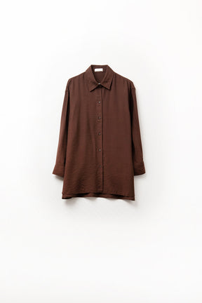 Camicia marrone a maniche lunghe dal taglio rilassato
