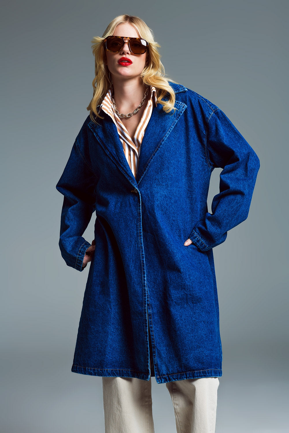 Cappotto oversize in denim con ampio colletto in lavaggio medio