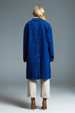 Cappotto oversize in denim con ampio colletto in lavaggio medio