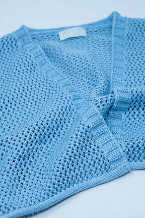 Cardigan cropped basic all'uncinetto in blu baby