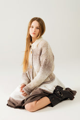 Q2 Cardigan in maglia a cavi color crema e marrone