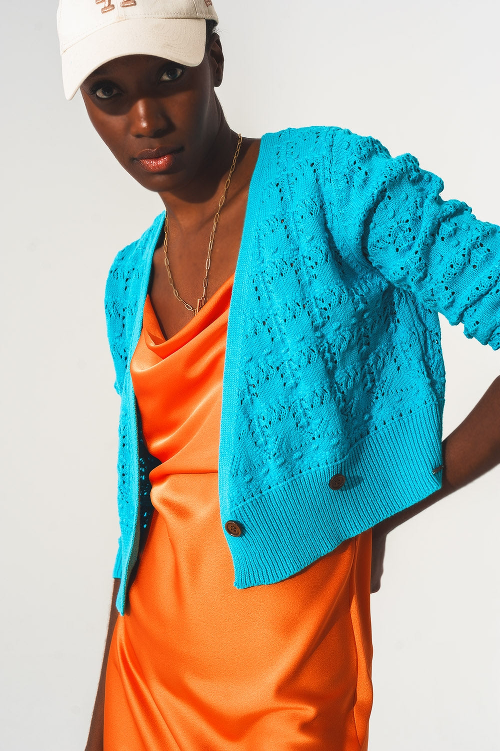 Q2 Cardigan traforato in maglia blu