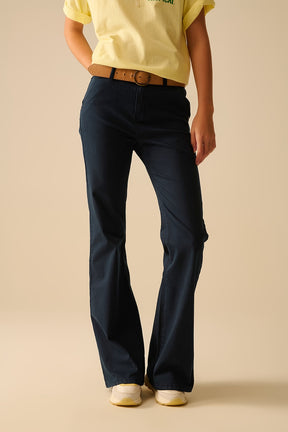 Q2 Comodi jeans a zampa in denim elasticizzato blu navy
