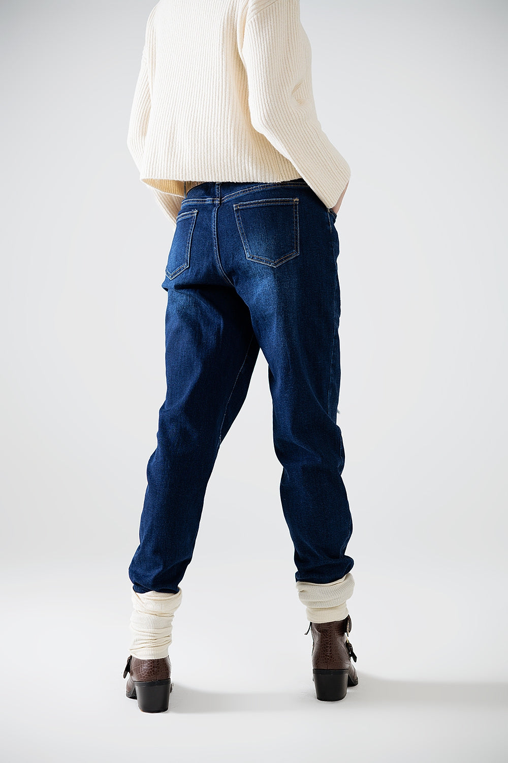 denim rilassato con toppe