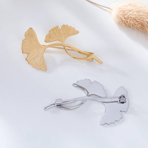 Spilla con fiore di ginkgo