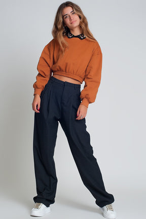 Felpa oversize tagliata in cammello