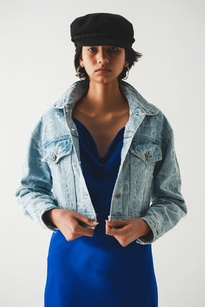 Q2 Giacca di jeans decorata oversize lavaggio chiaro