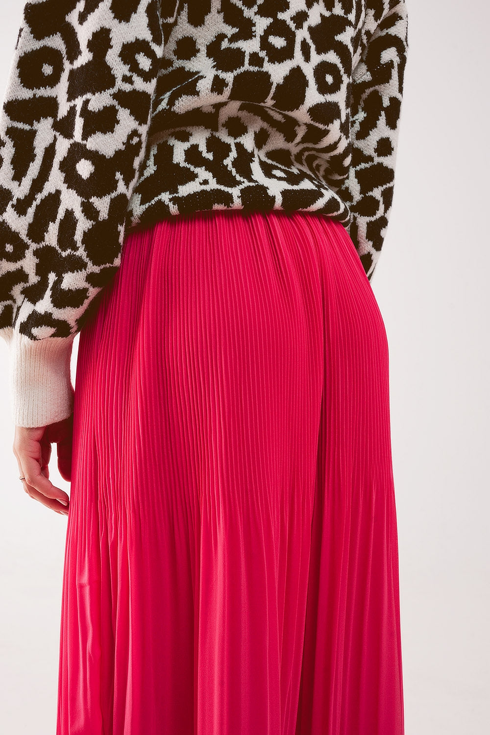 Gonna midi a pieghe in chiffon fucsia