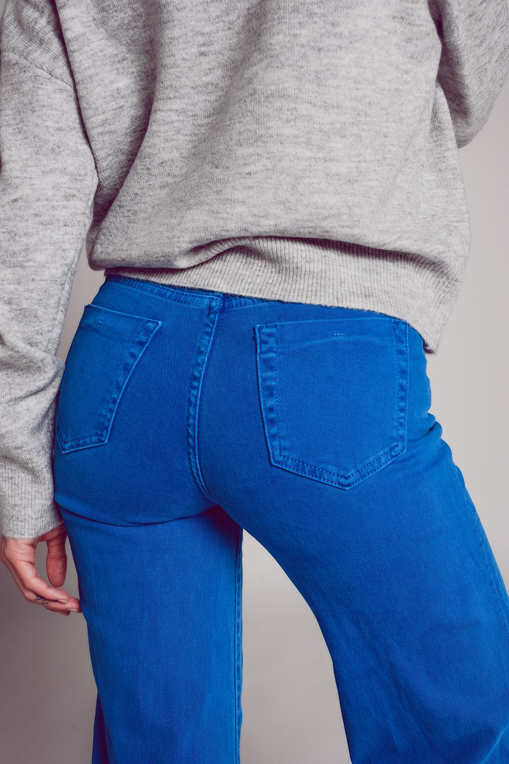Jeans a fondo ampio in misto cotone blu