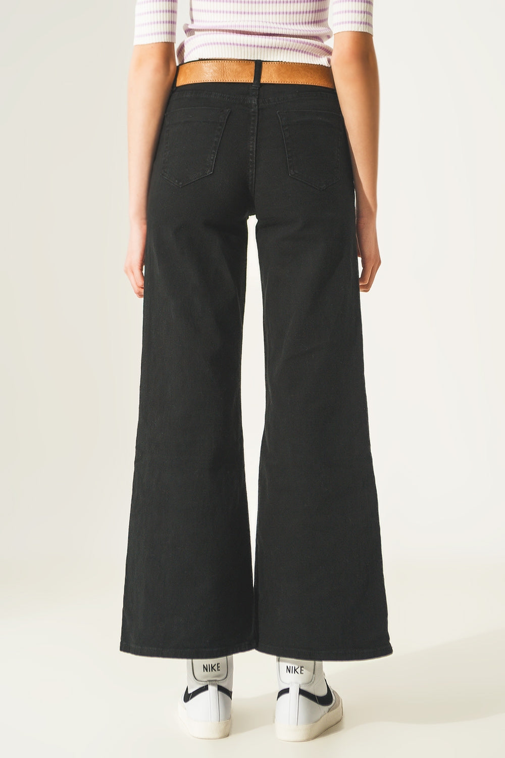 Jeans a fondo ampio in misto cotone nero