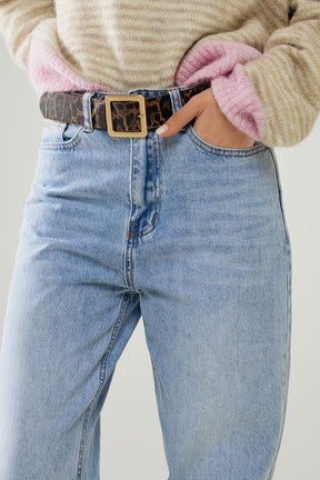 Jeans a vita alta e gamba dritta in lavaggio chiaro