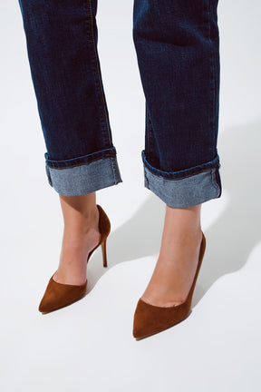 Jeans blu dalla vestibilità rilassata con dettaglio con orli risvoltati