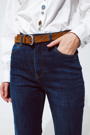 Jeans blu dalla vestibilità rilassata con dettaglio con orli risvoltati