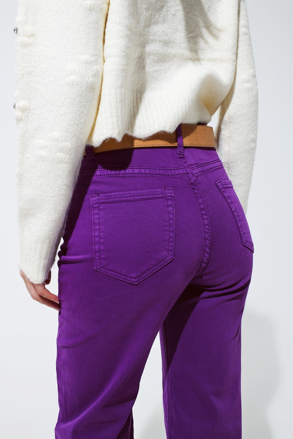 Jeans cropped a gamba larga in viola