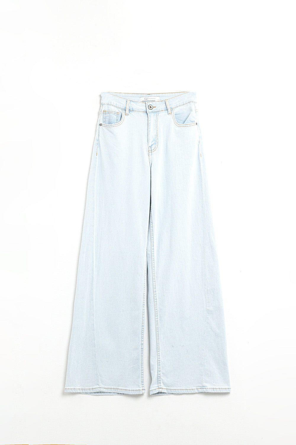 Jeans oversize a gamba dritta con lavaggio chiaro