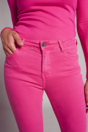Jeans skinny a vita alta in fucsia