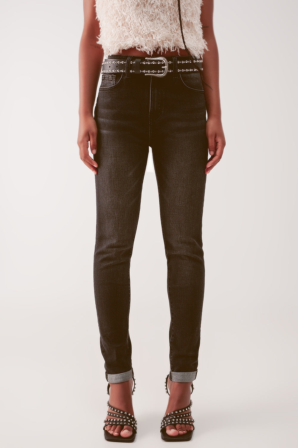 Q2 Jeans skinny a vita molto alta nero slavato