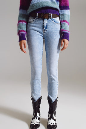 Q2 Jeans super skinny a vita media in lavaggio chiaro