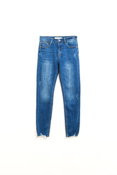 Q2 Jeans super skinny in lavaggio medio con strappi sul fondo