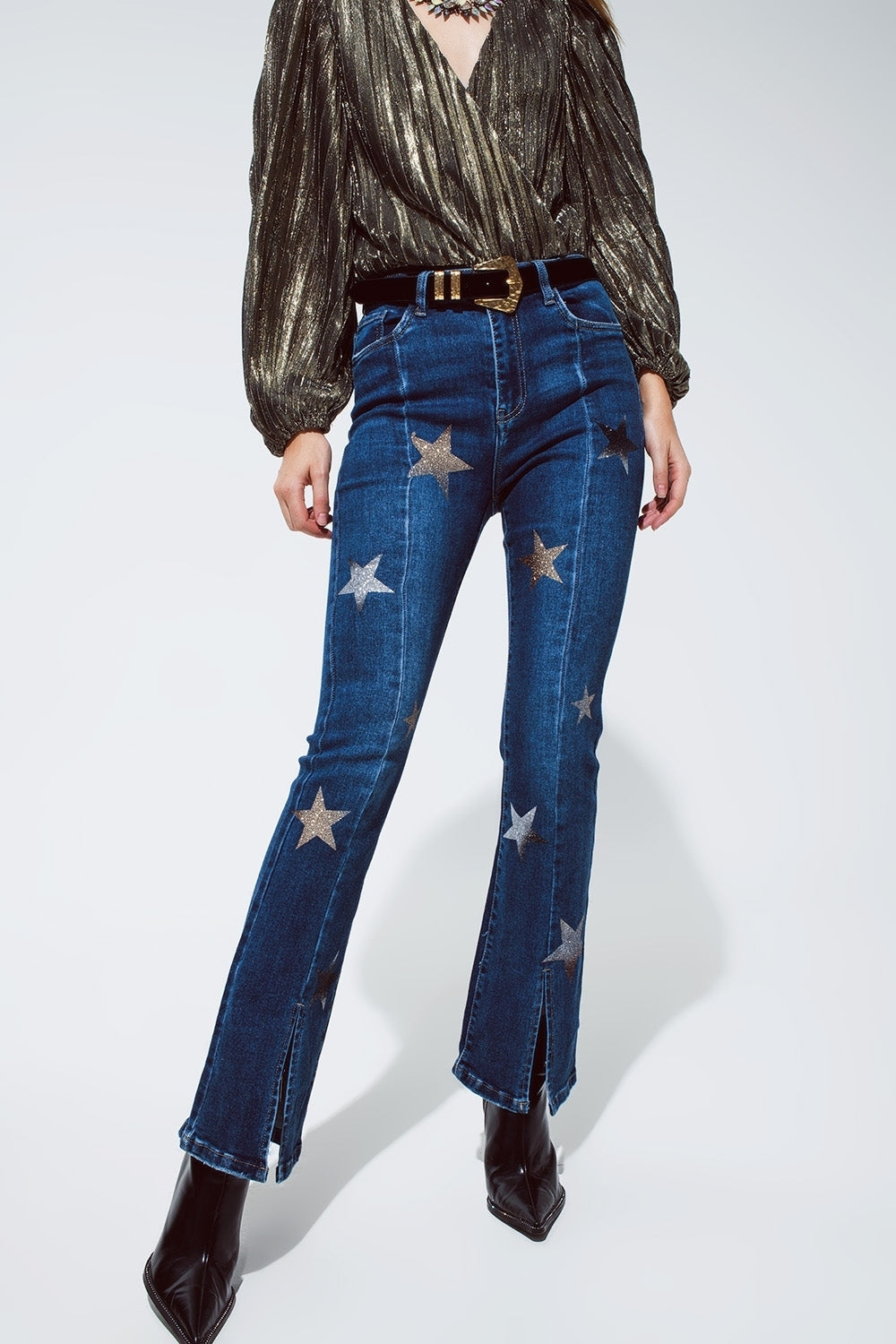 Jeans svasati con dettaglio stelle lucenti in blu