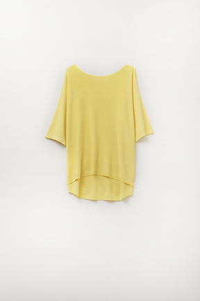 Maglia giallo oversize con maniche al gomito