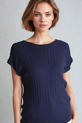 Q2 Maglione a coste sottili con scollo a barchetta