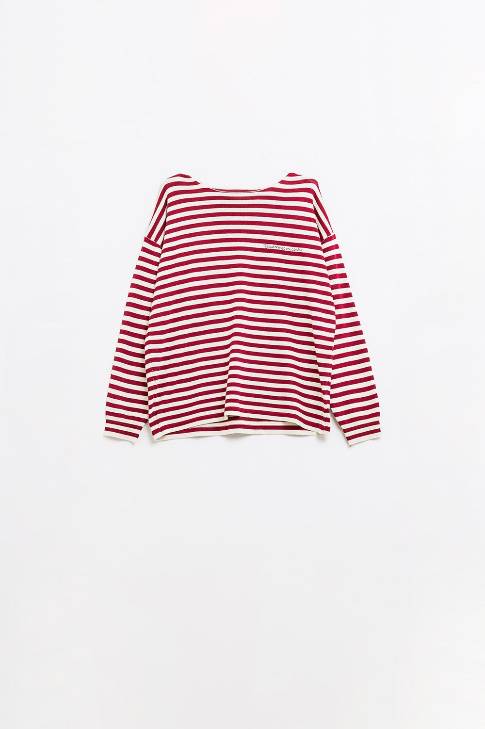 Q2 maglione a maglia fine a righe color vino con scollo a barca