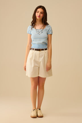 Maglione a righe con scollo quadrato in blu baby e bianco