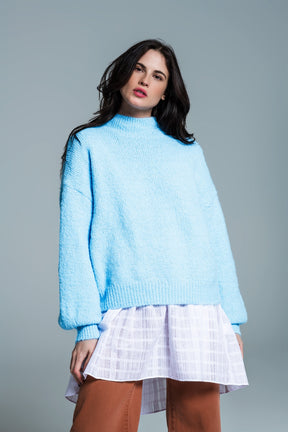 Q2 Maglione azzurro a maglia morbida