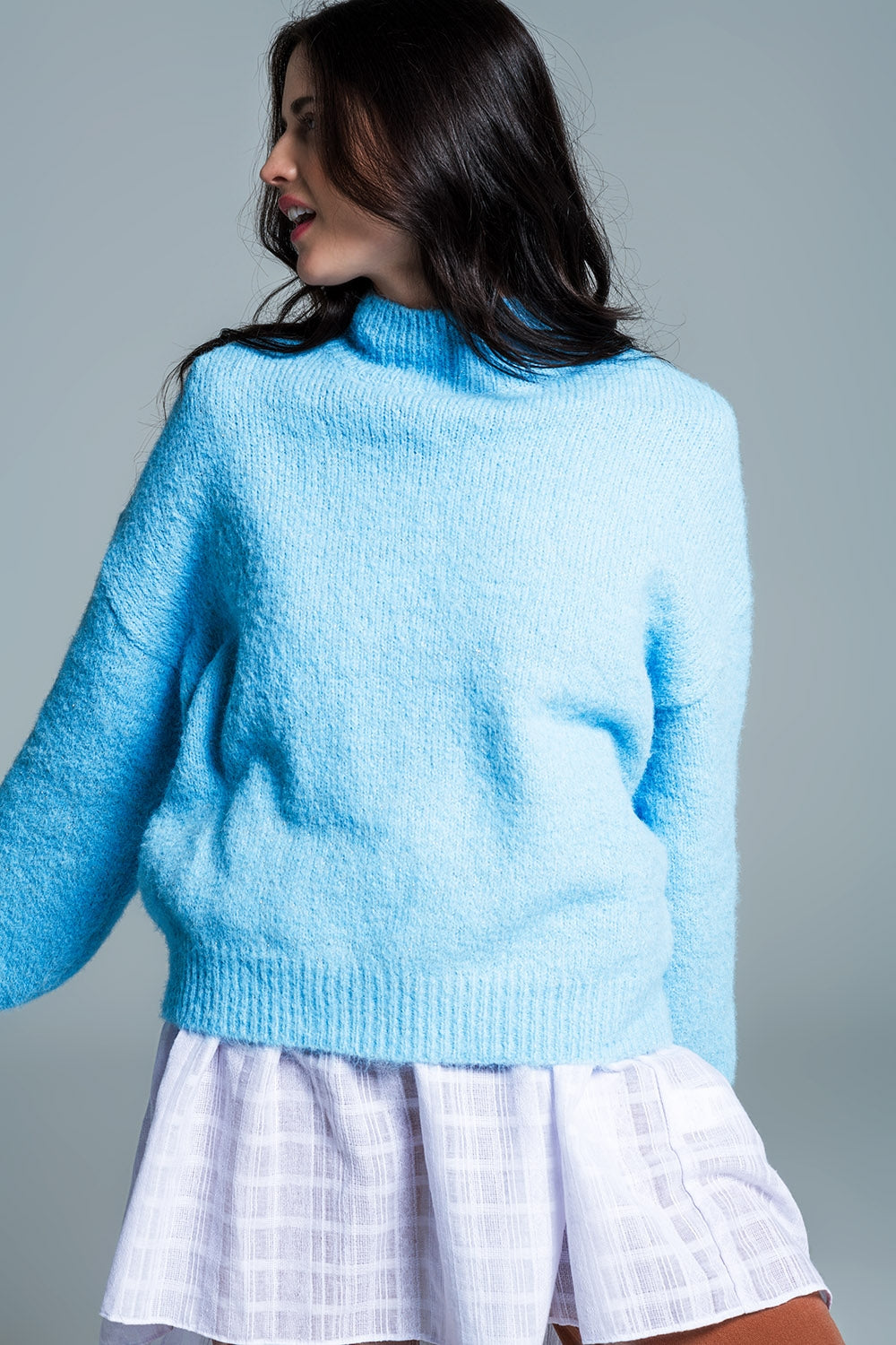 Maglione azzurro a maglia morbida