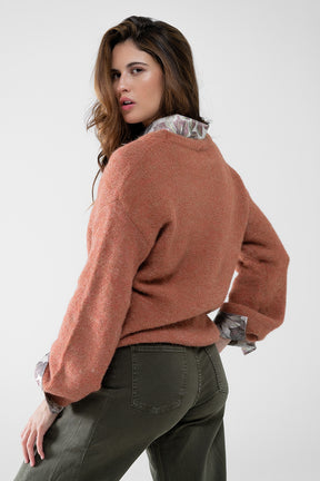 Maglione con maniche a palloncino in cammello