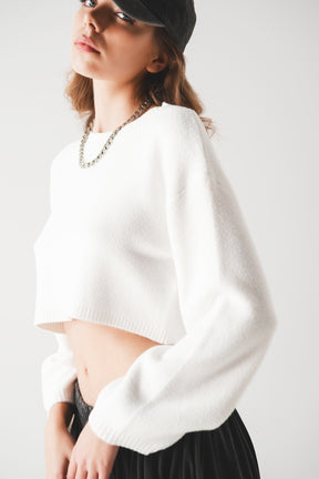 Maglione corto color crema in maglia soffice