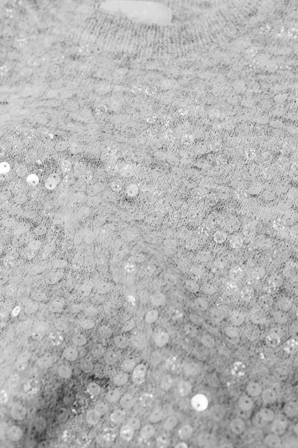 maglione grigio a maniche corte con paillettes