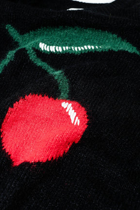maglione nero con stampa di ciliegie