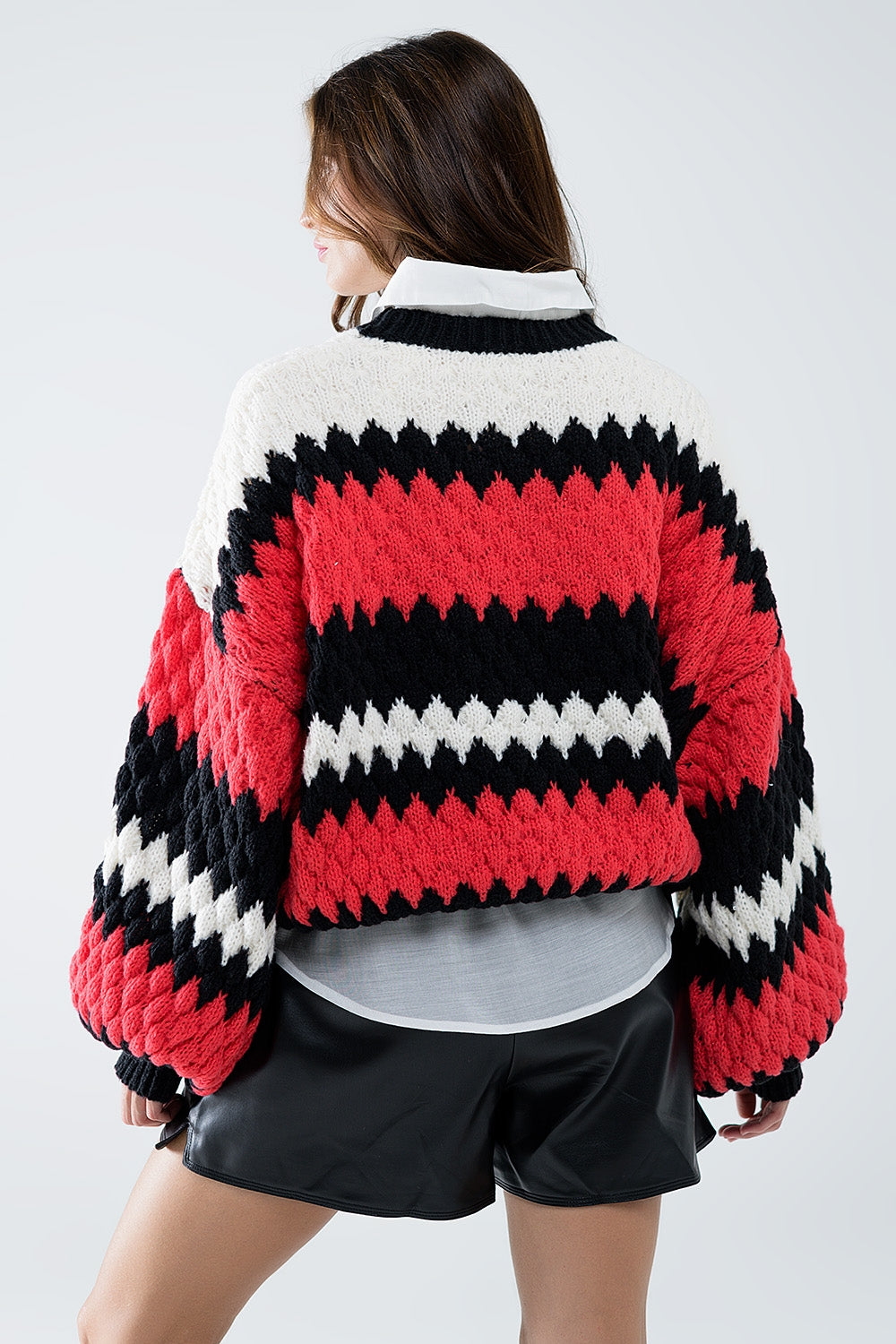 maglione oversize a righe zig zag rosse