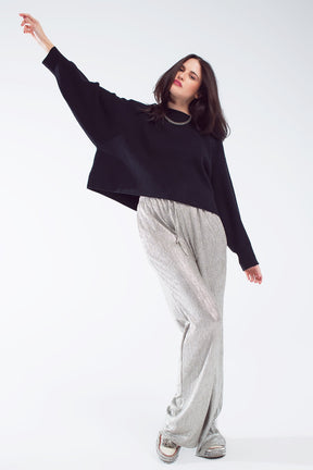 Maglione oversize con scollo a barca in nero
