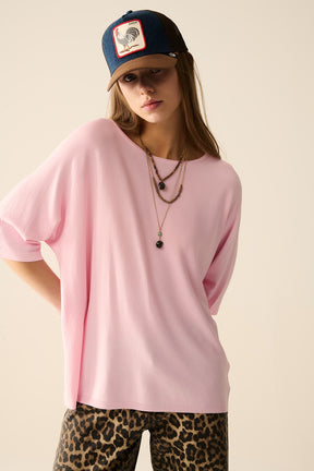 maglione oversize in rosa con maniche al gomito