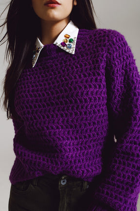 Maglione rilassato a maglie larghe con collo alto in viola