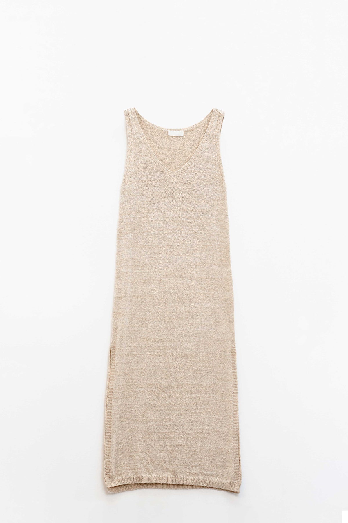 Q2 Maxi abito beige senza maniche con spacco laterale