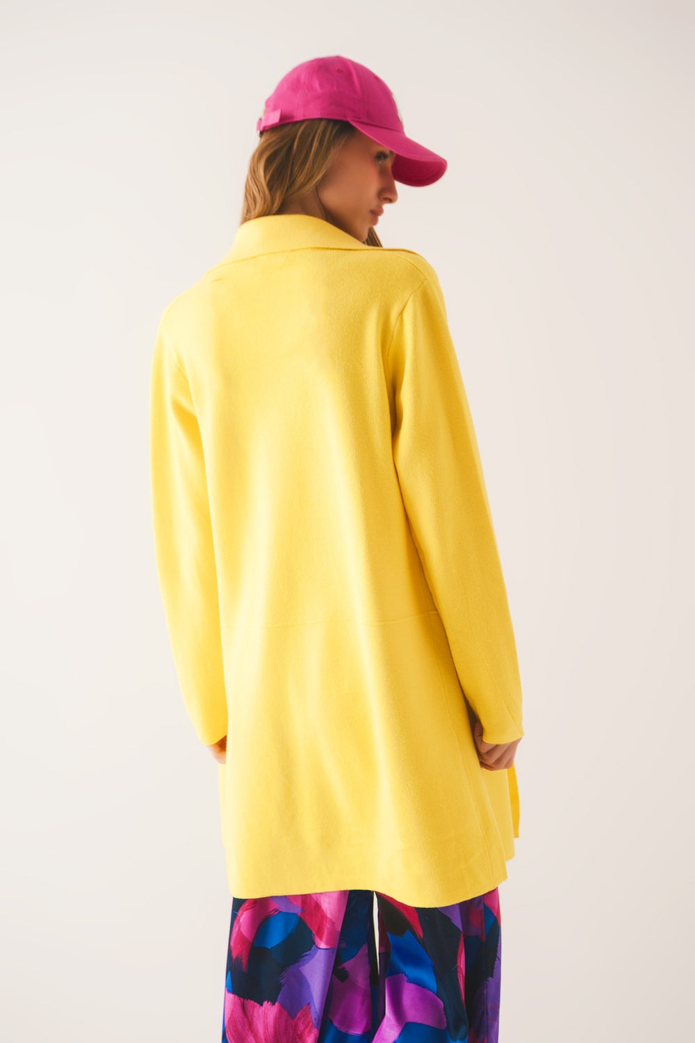 Maxi cardigan giallo con colletto