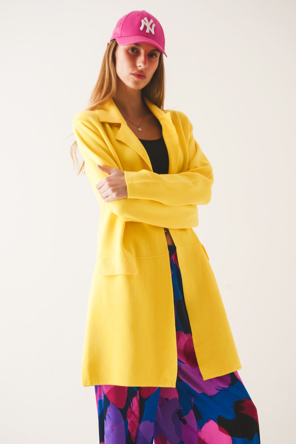 Maxi cardigan giallo con colletto
