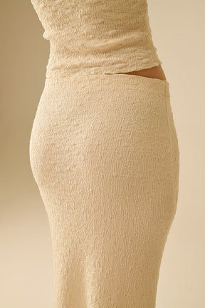 Maxi gonna in maglia testurizzata in beige
