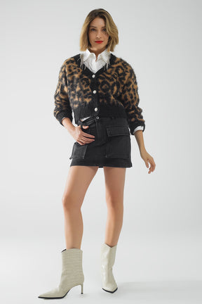 Minigonna in denim nero con tasche cargo