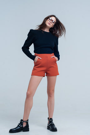 Pantaloncini arancioni con vita alta