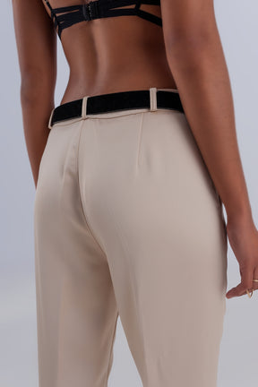 Pantaloni a fondo ampio in raso color beige