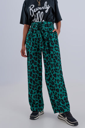 Pantaloni a fondo ampio in verde leopardato