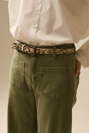 pantaloni a gamba larga con tasche anteriori in Khaki