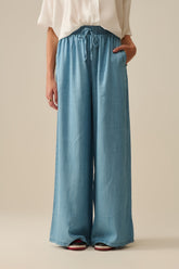 Q2 Pantaloni a gamba larga in Tencel blu
