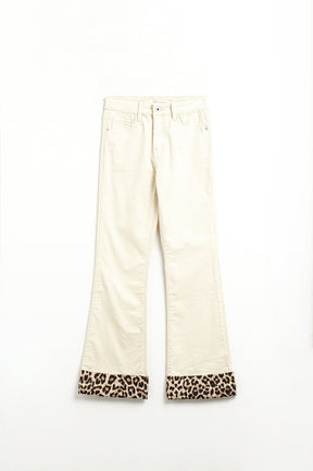 Q2 Pantaloni flare in velluto a coste beige chiaro con stampa leopardata sul fondo
