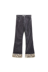 Q2 Pantaloni flare in velluto a coste grigio scuro con stampa leopardata sul fondo